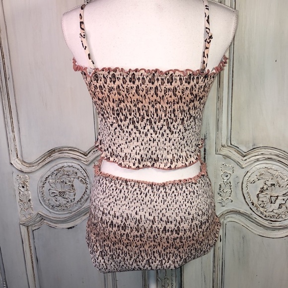 Leopard Smocked Two Piece Swim Suit Size XL - Picture 5 of 13